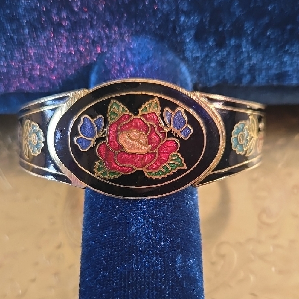 Vintage Floral Enamel Bracelet